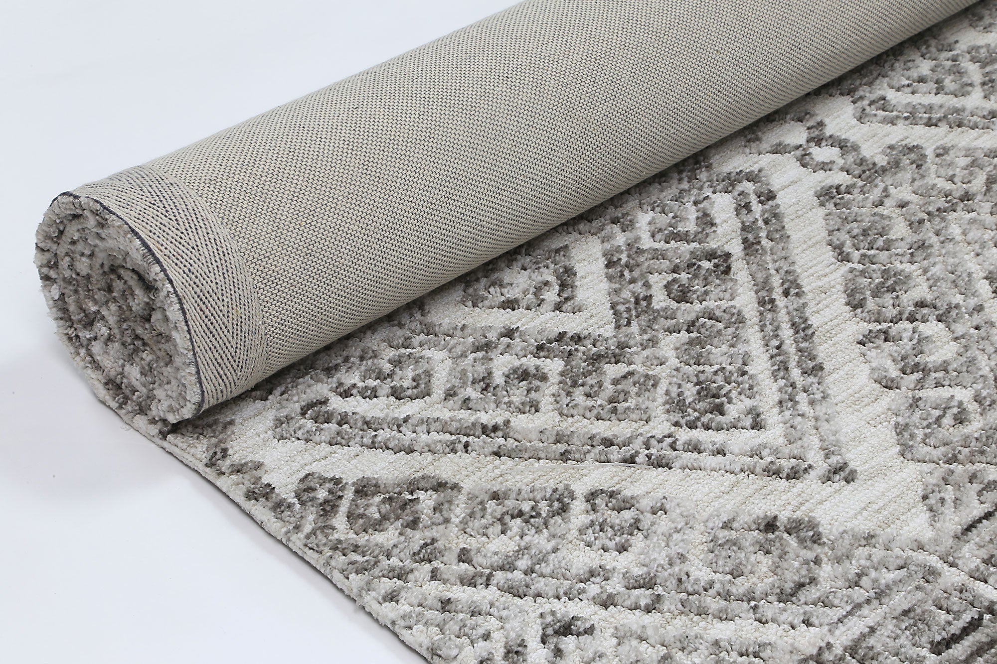 Amritsar Glenfalls Grey Tribal Rug - Image 4