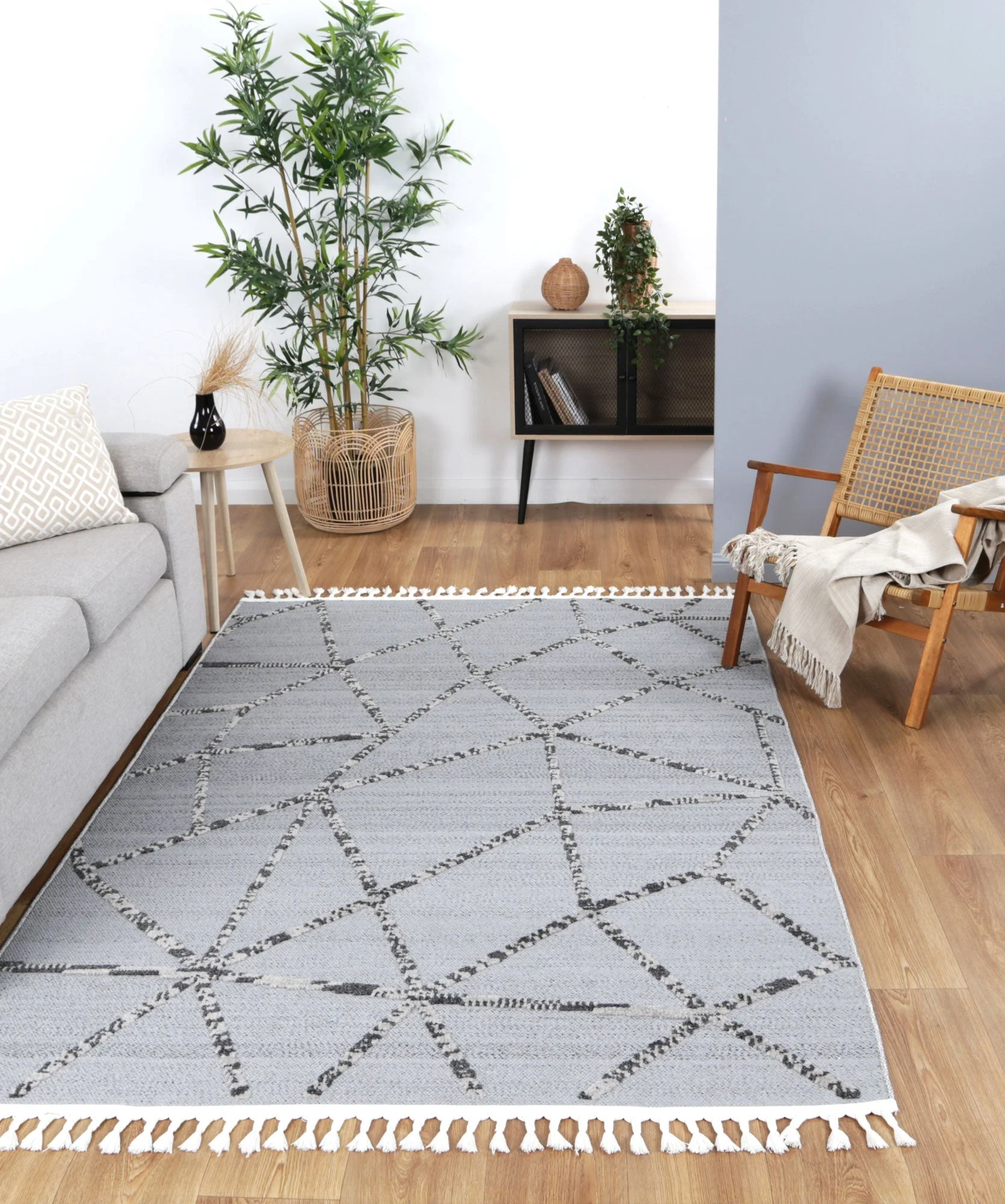 Ares Sparta Geomteric Grey and Ash Rug - Image 2
