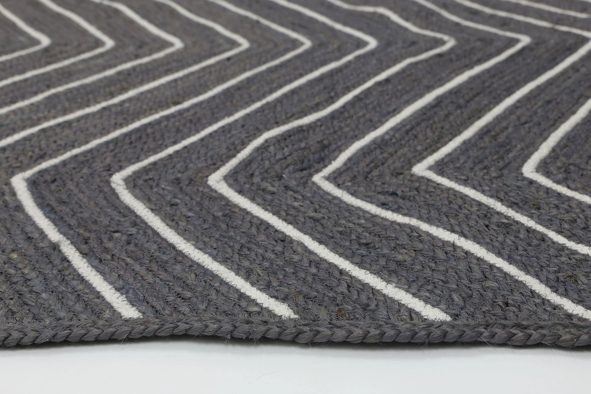 Artisan Grey Chevron Rug - Image 3