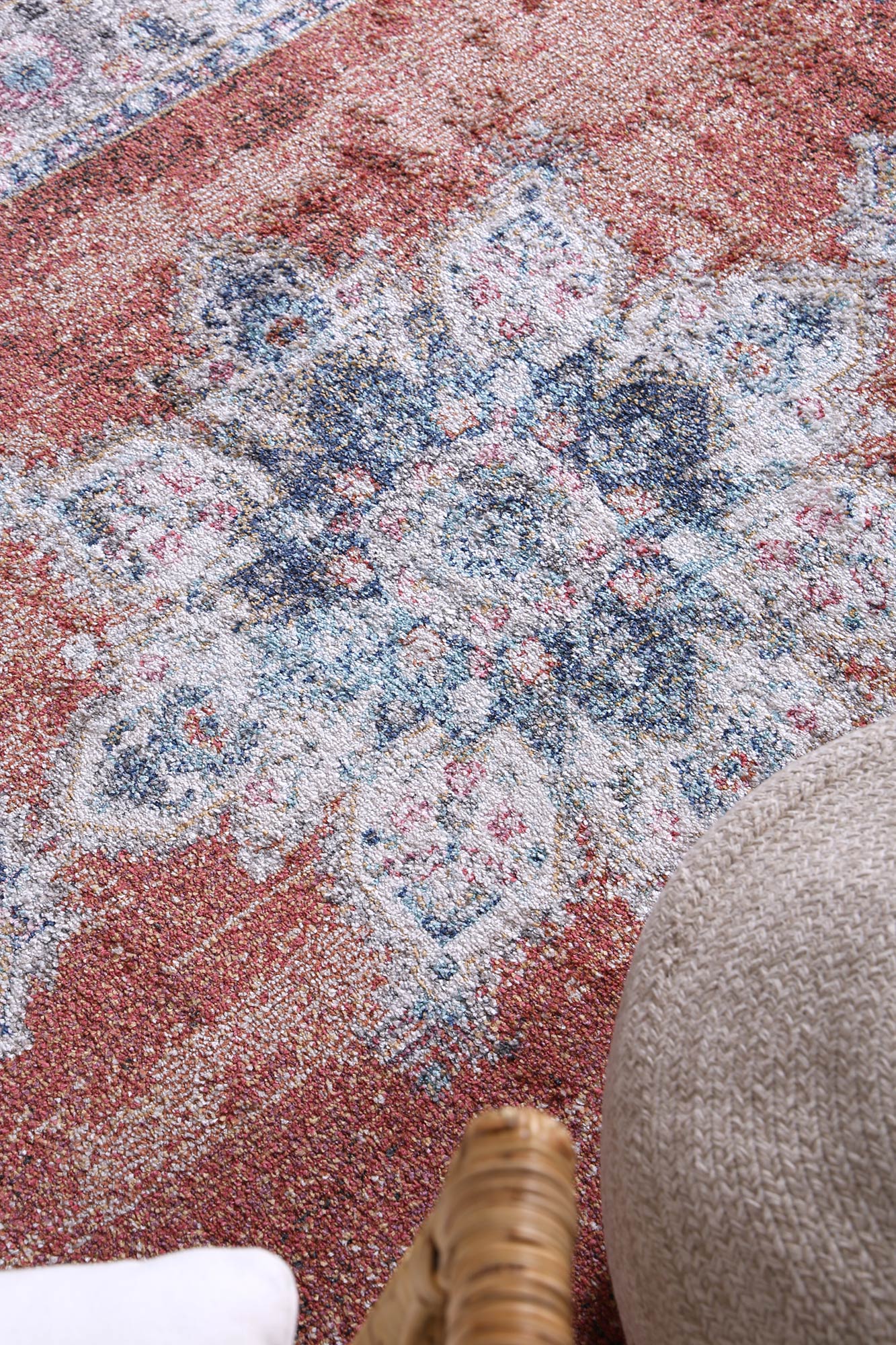 Salsa Brentwood Transitional Rust Rug - Image 4