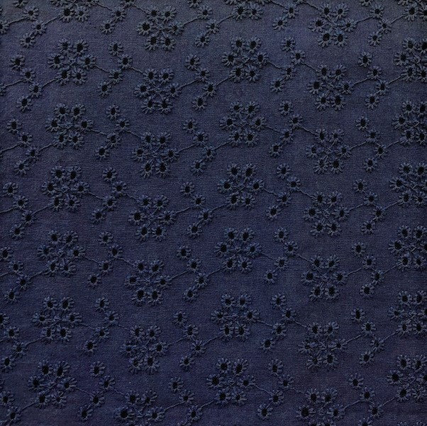 Broderie Anglaise Fabric, 130cm - Image 5
