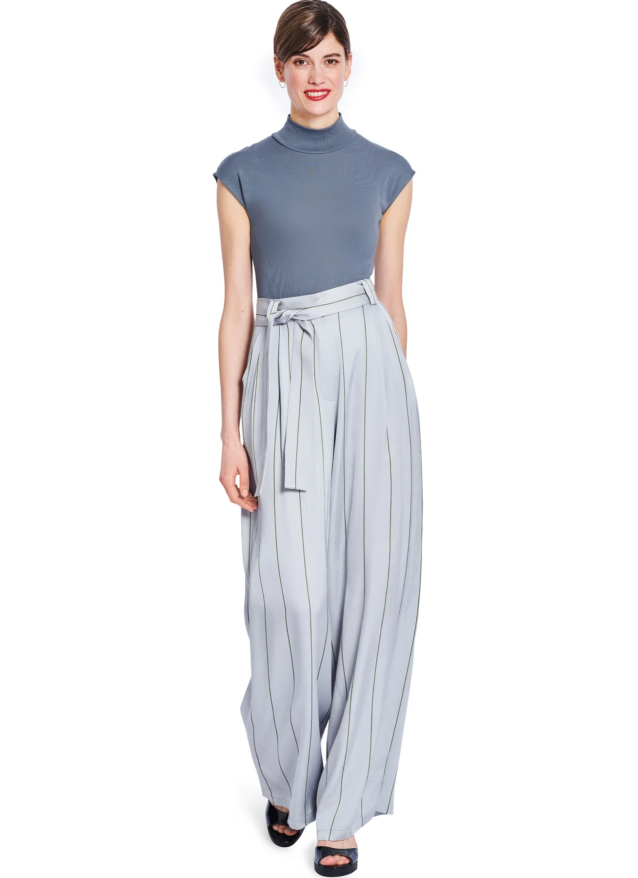 Burda Pattern 5718  Misses' Skirt Pants - Image 2