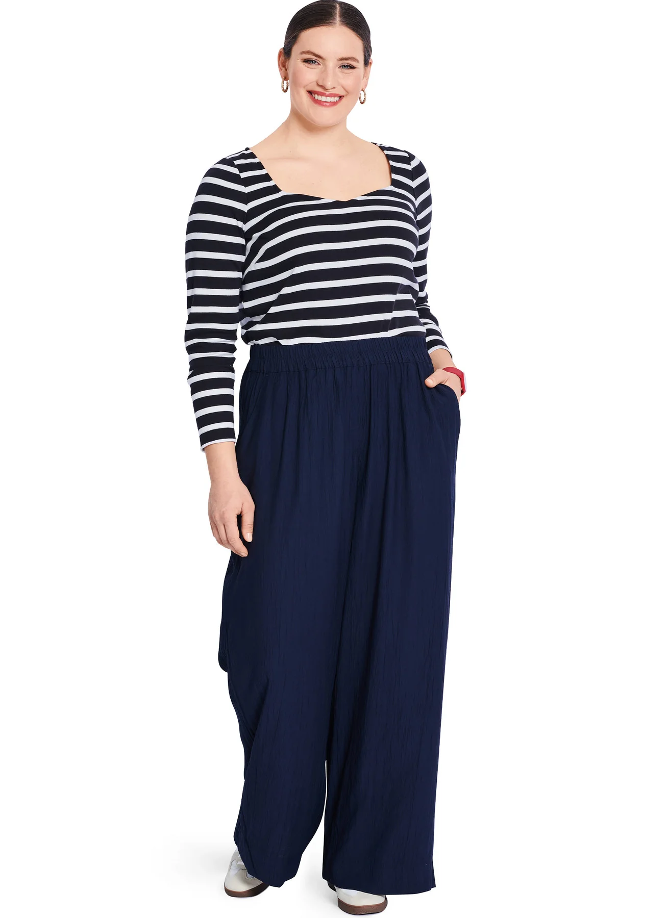 Burda Pattern 5731 Misses' T-Shirt - Image 7