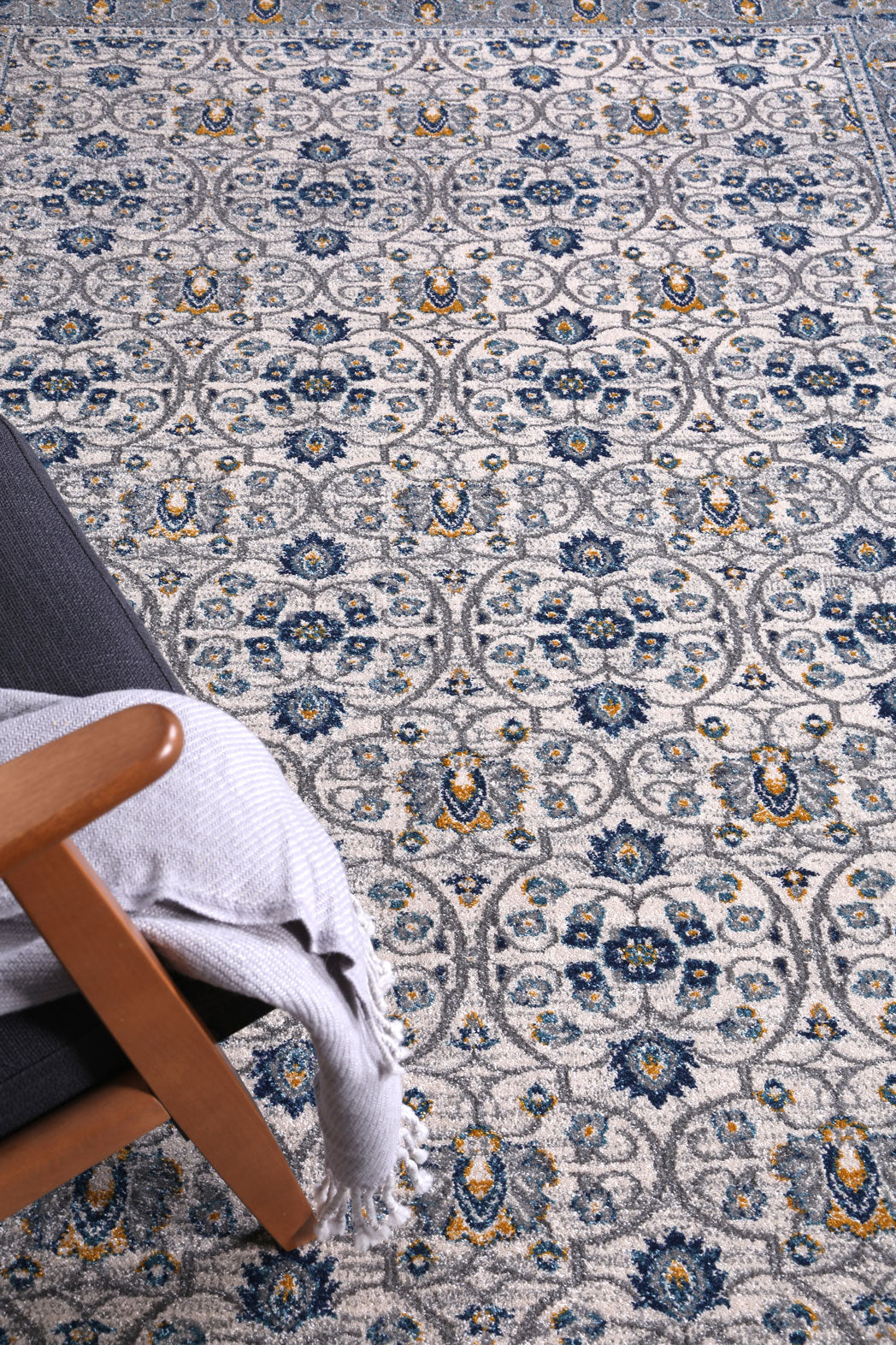Delicate Rustic Blue Rug - Image 4