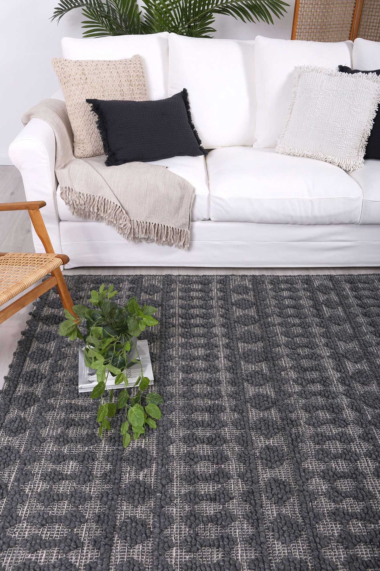 Himalaya Fine Tribal Grey Wool Rug - Image 2