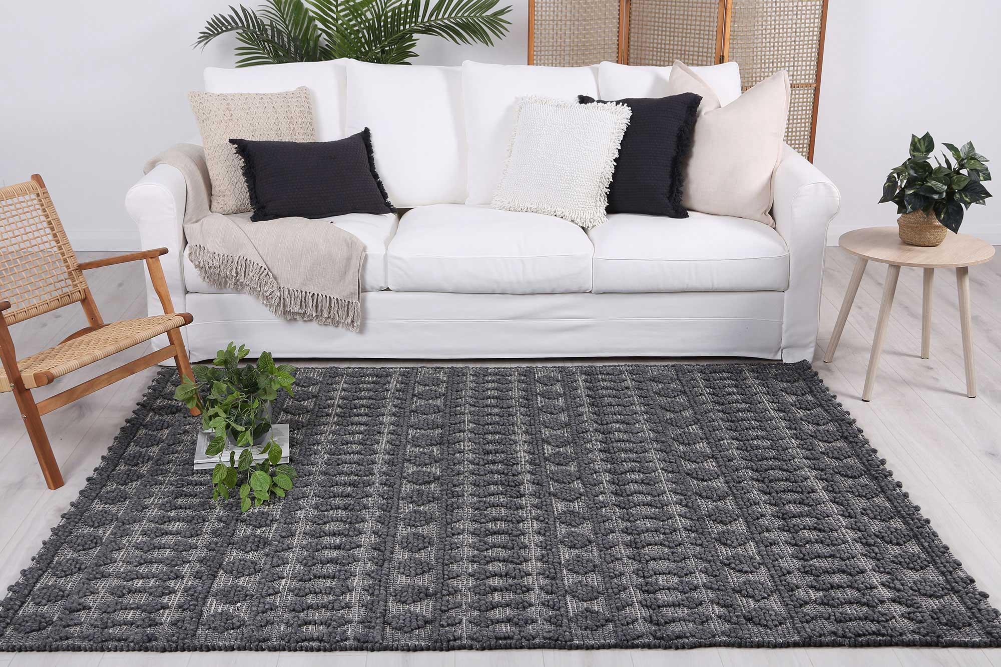 Himalaya Fine Tribal Grey Wool Rug - Image 3