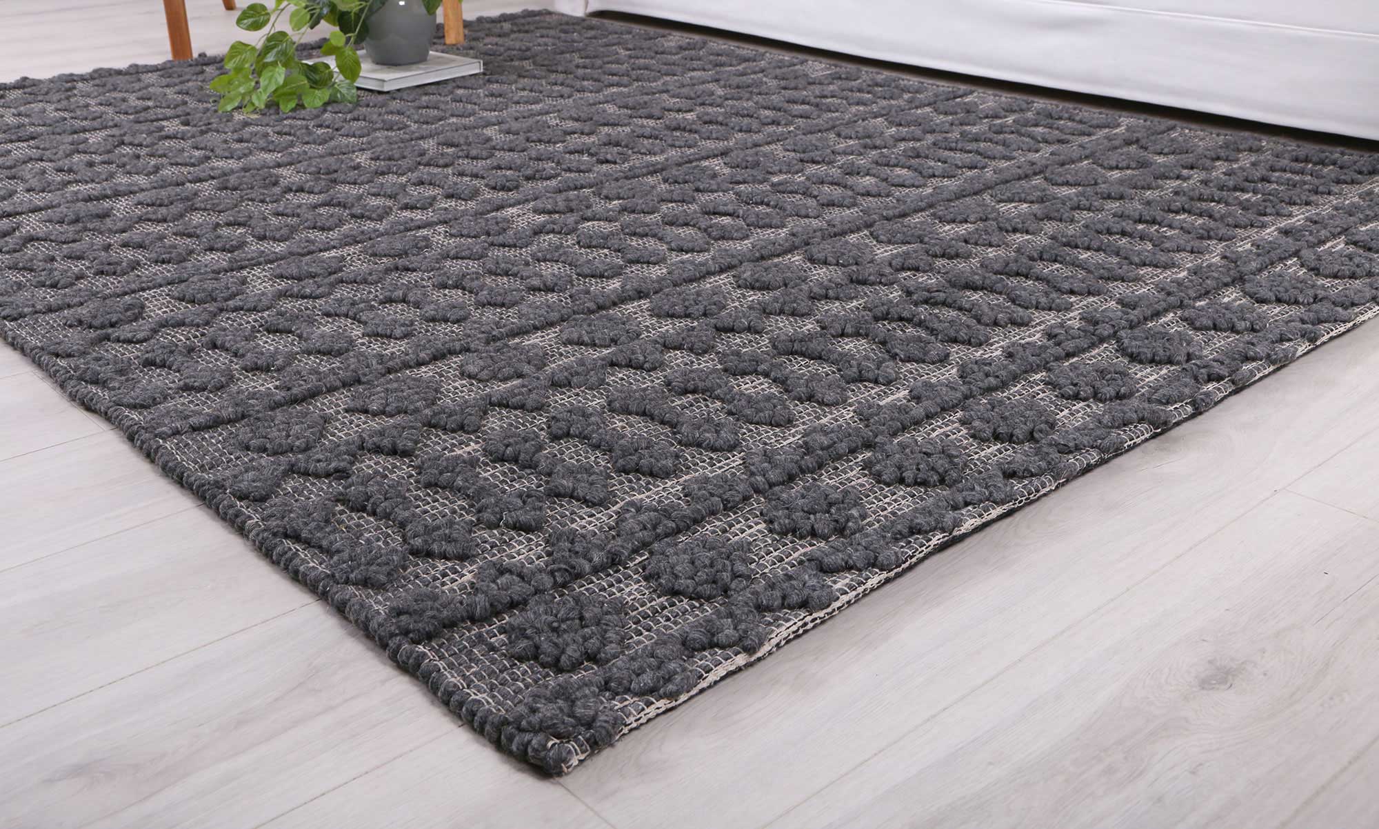 Himalaya Fine Tribal Grey Wool Rug - Image 4