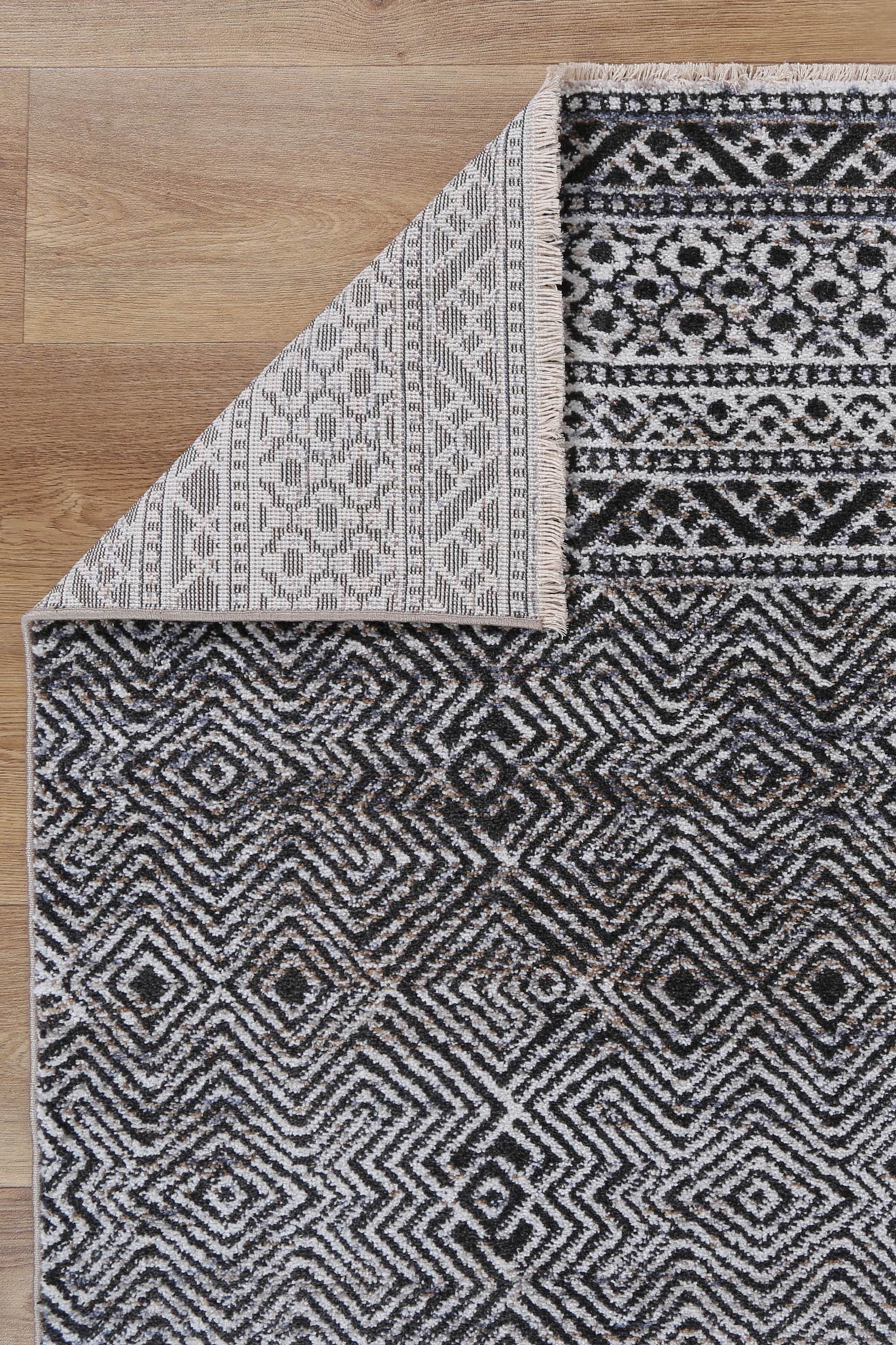 Maryland Zaranj Charocal Tribal Soft Rug - Image 4