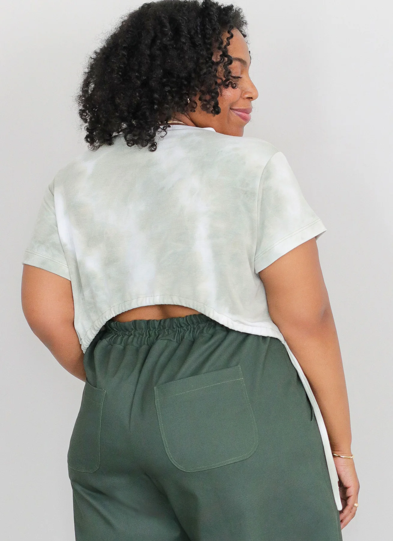 KnowMe Pattern ME2110 Misses' and Women's Knit Top and Woven Pants - Image 3