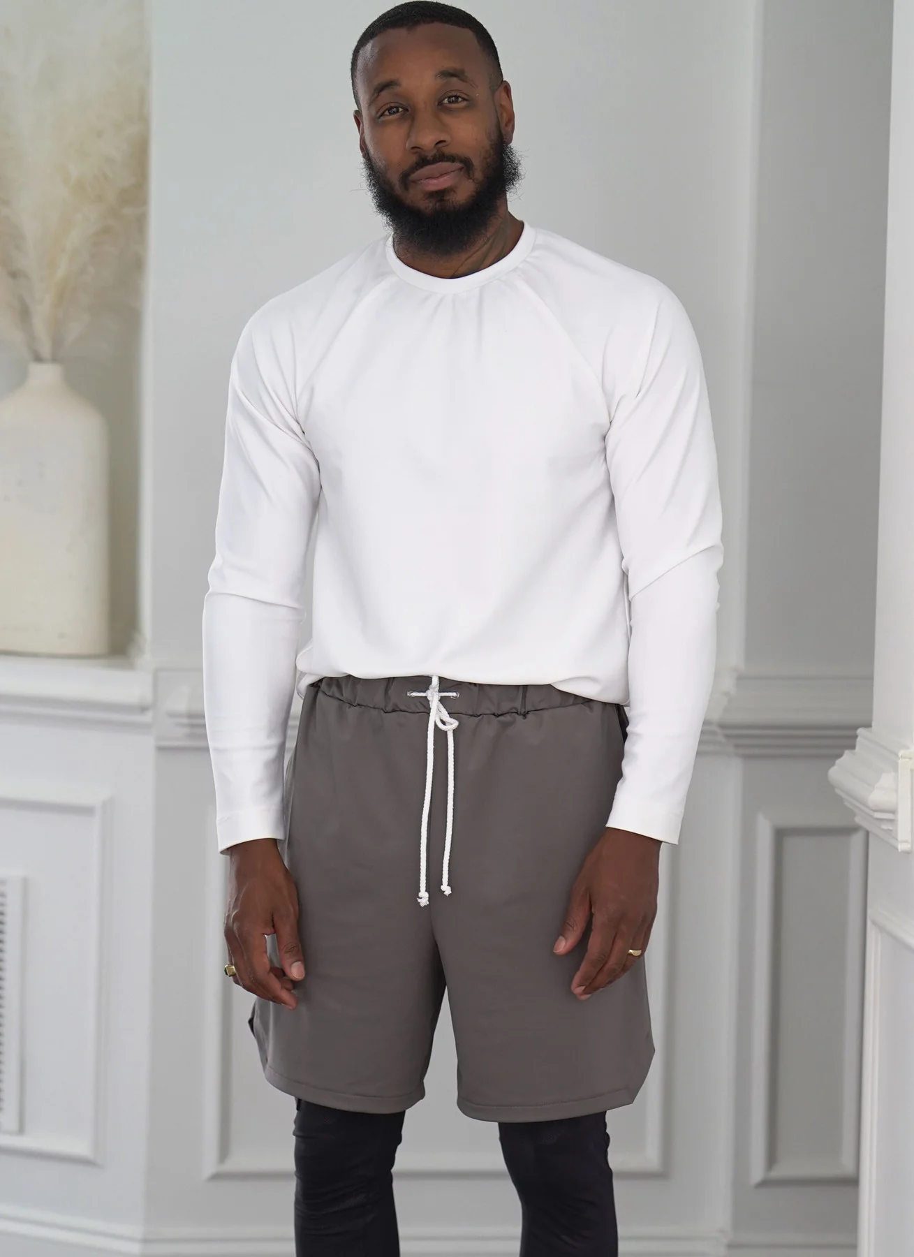 KnowMe Pattern ME2117 Men’s Shorts in Two Lengths and Knit Tops - Image 3