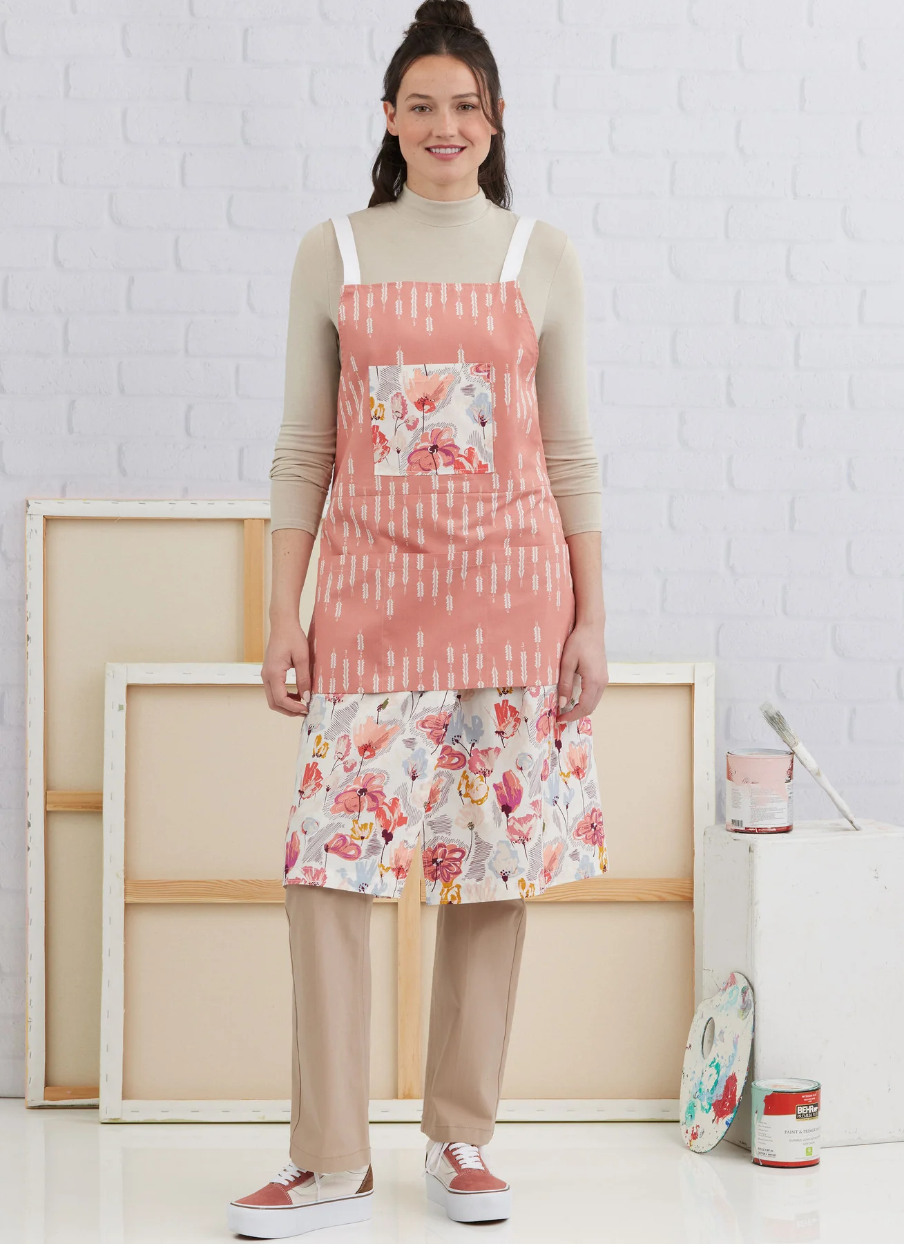 Simplicity Sewing Pattern 3021 Misses' Aprons and Pant Aprons - Image 2