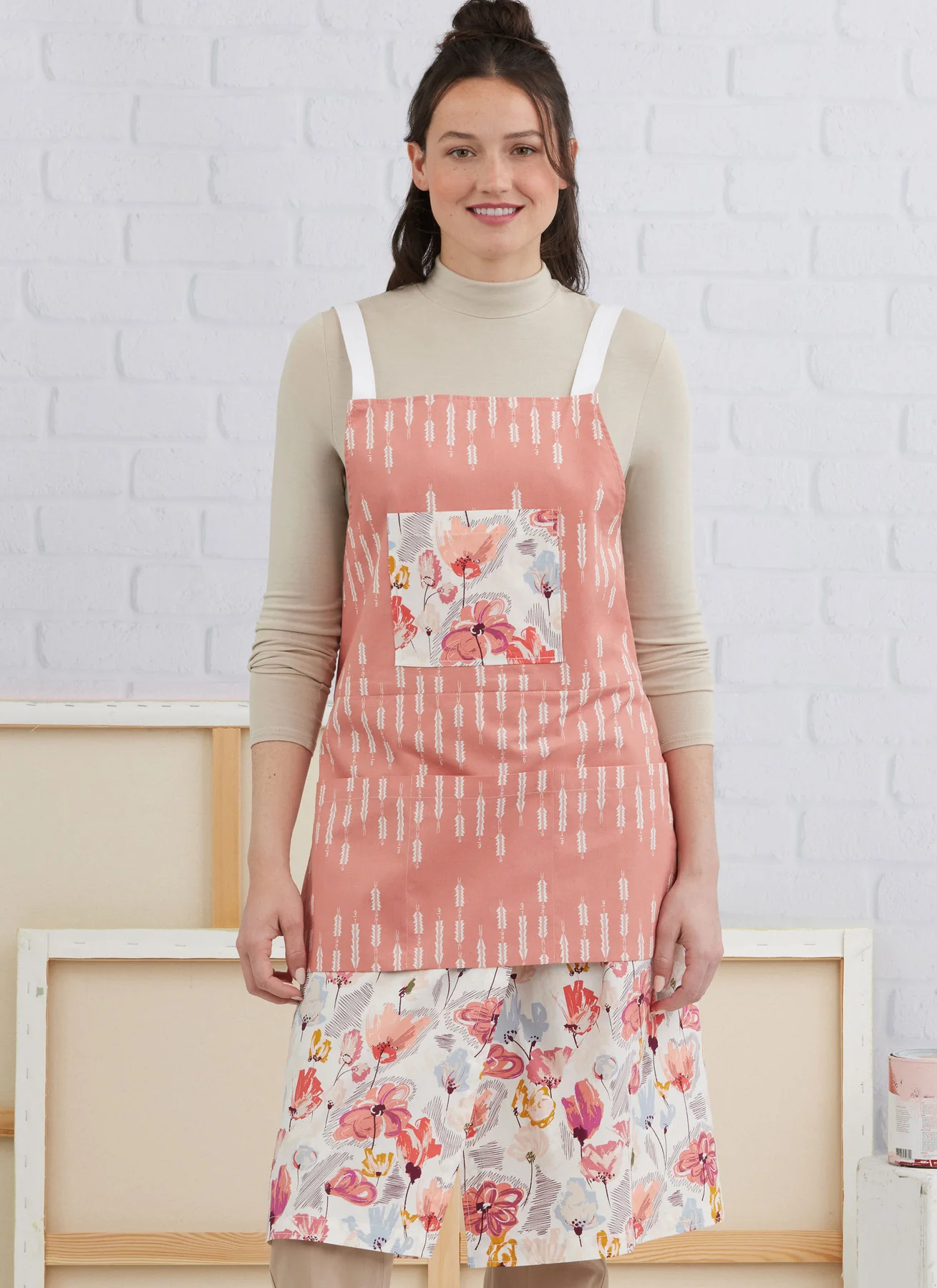 Simplicity Sewing Pattern 3021 Misses' Aprons and Pant Aprons - Image 4