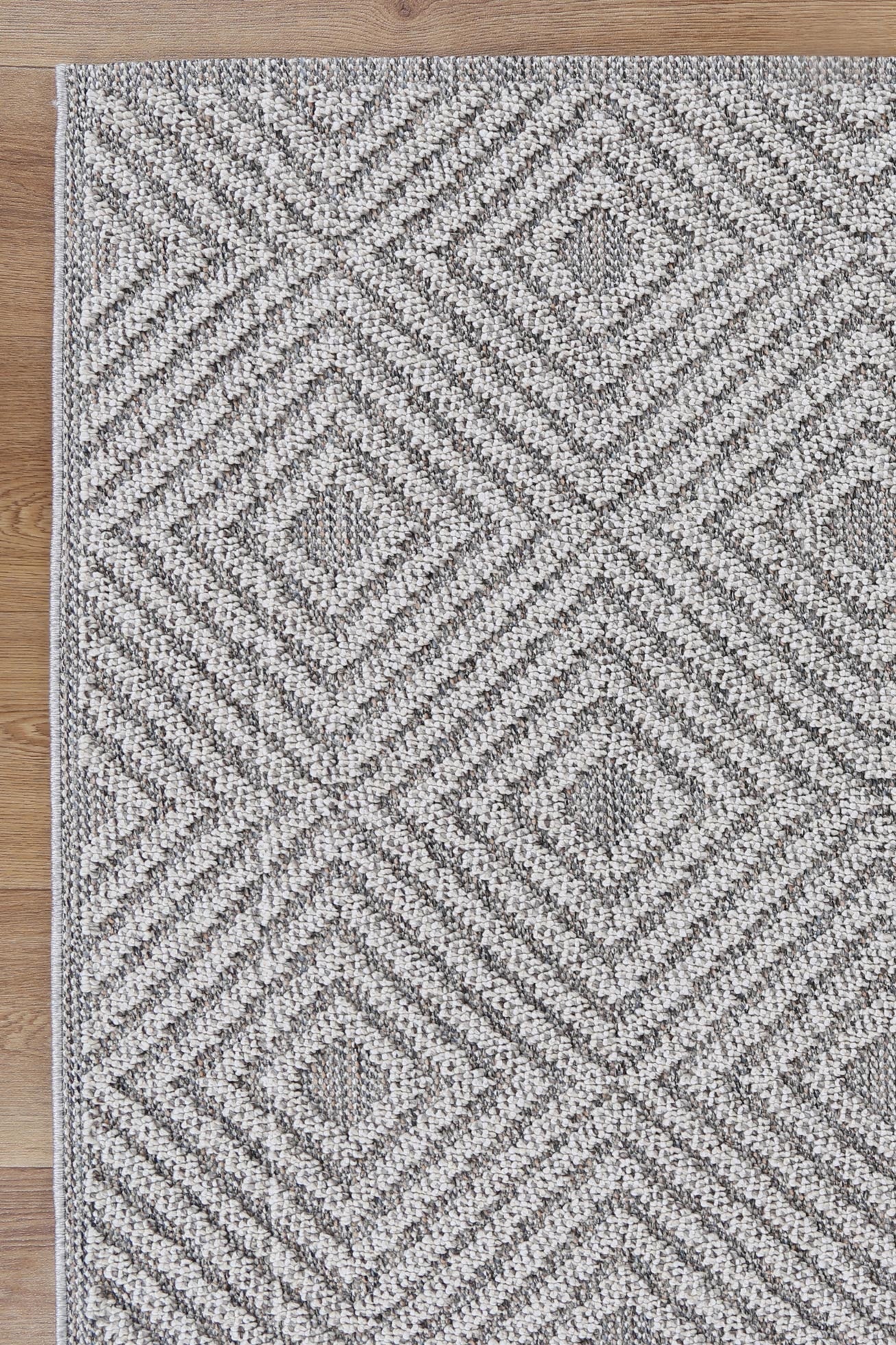 Vanuatu Fugui Grey Geometric Flatweave Rug - Image 3