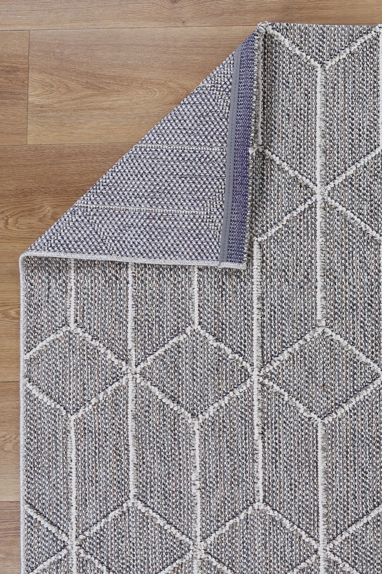 Vanuatu Sikua Grey Geometric Flatweave Rug - Image 3