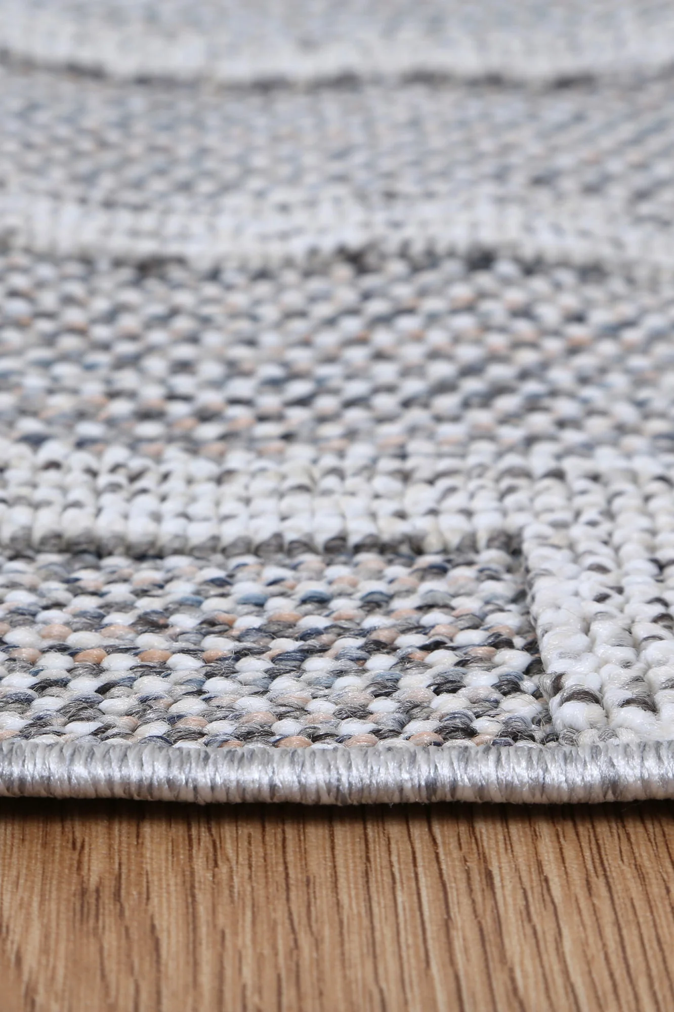 Vanuatu Suri Ash Geometric Flatweave Rug - Image 6